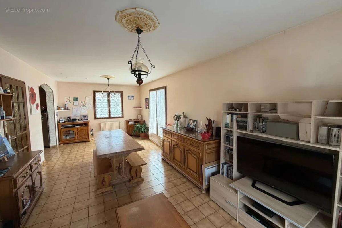 Maison à POISY