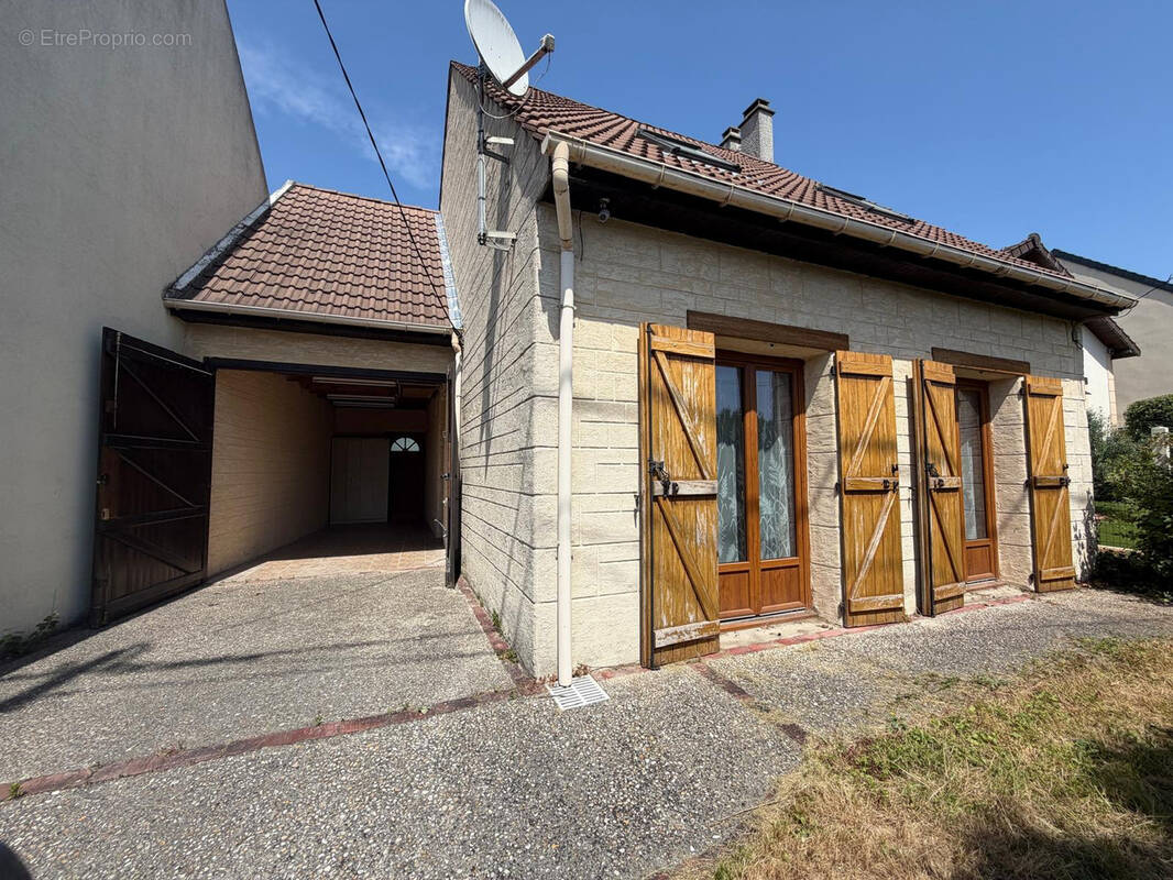 Maison à MITRY-MORY