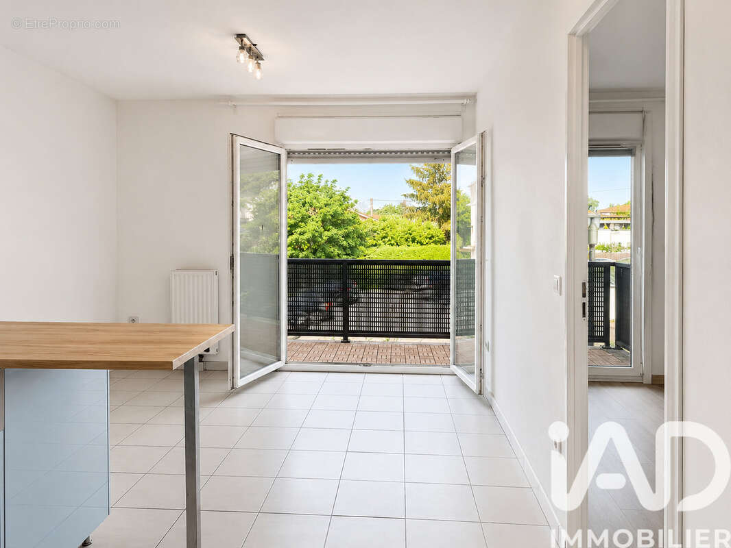 Photo 2 - Appartement à LE HAILLAN