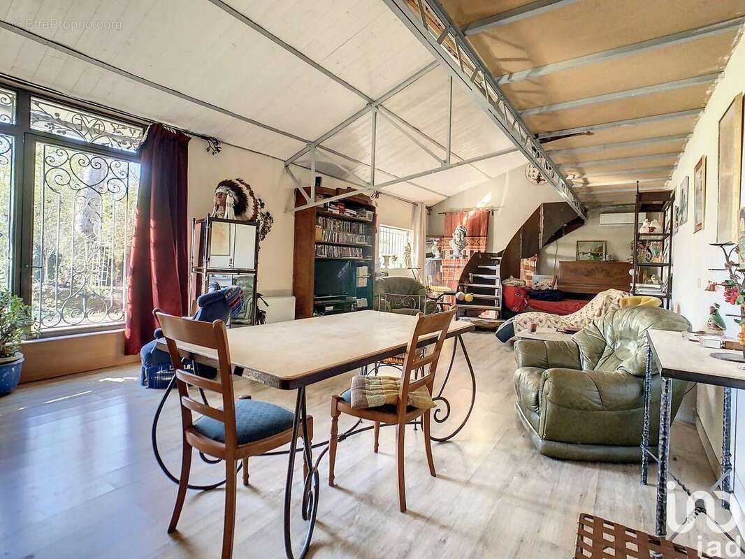 Photo 6 - Commerce à REVEL