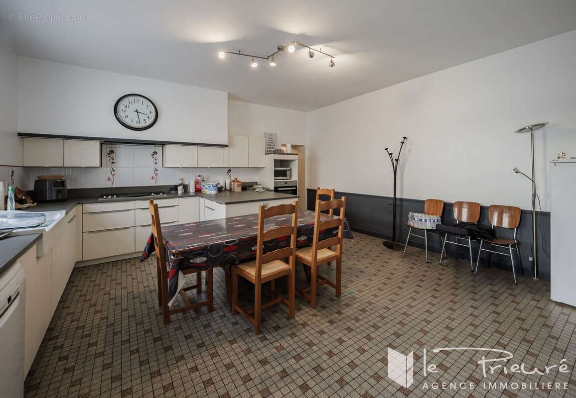 Appartement à SAINT-JUERY