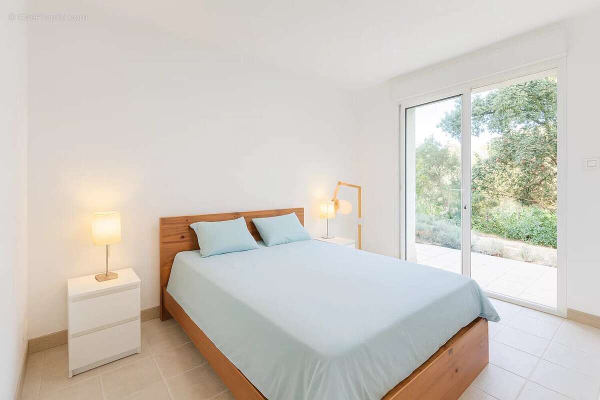 Maison à HYERES