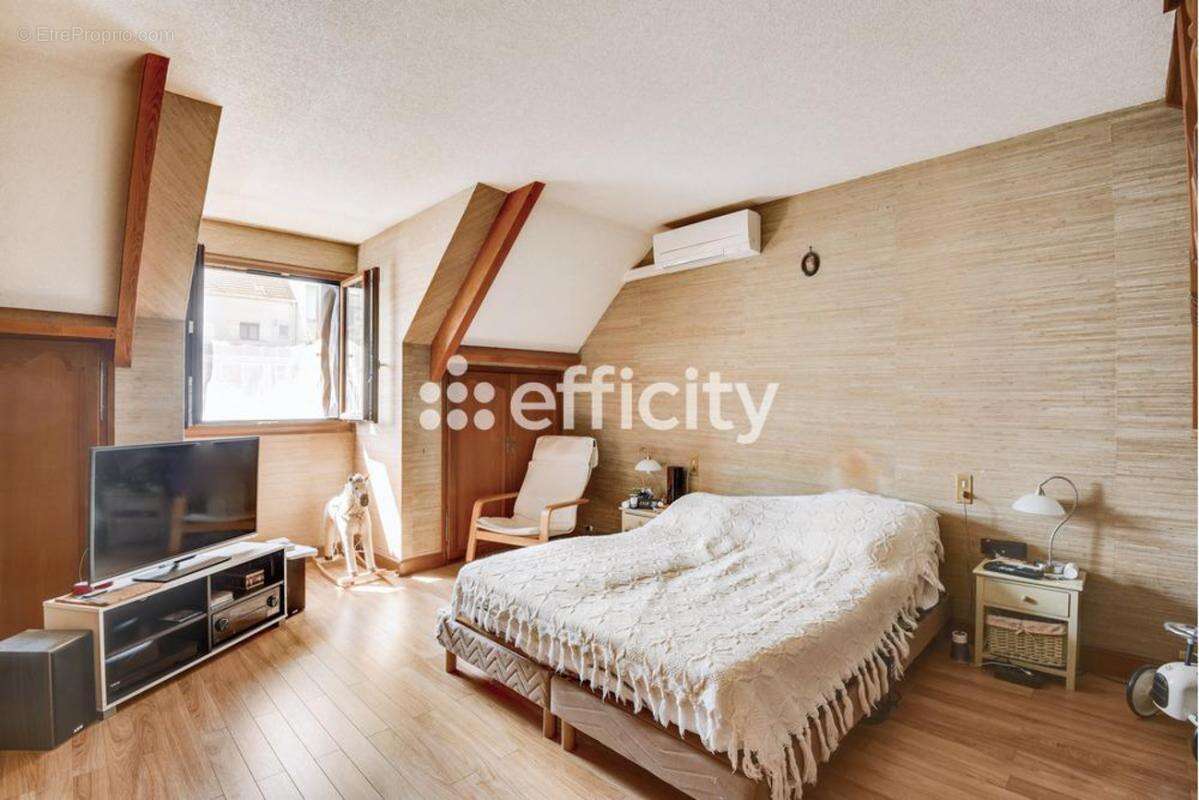 Maison à ROSNY-SOUS-BOIS