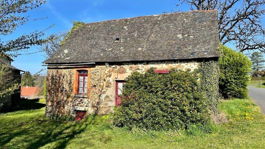Maison à SEILHAC