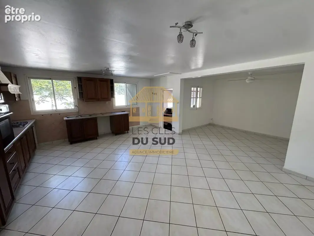 Saint-joseph – maison familiale plain-pied 4 chambres avec jardin – secteur calme - photo 18