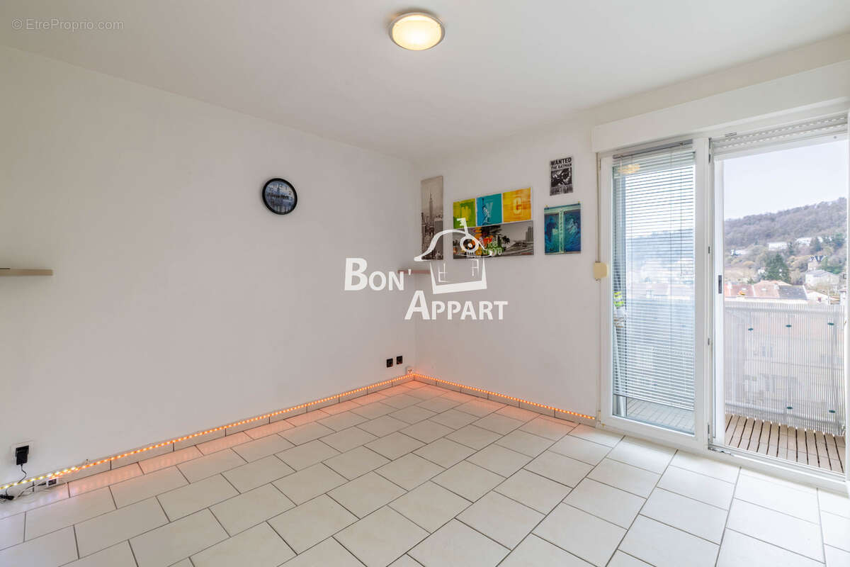 Appartement à JOEUF