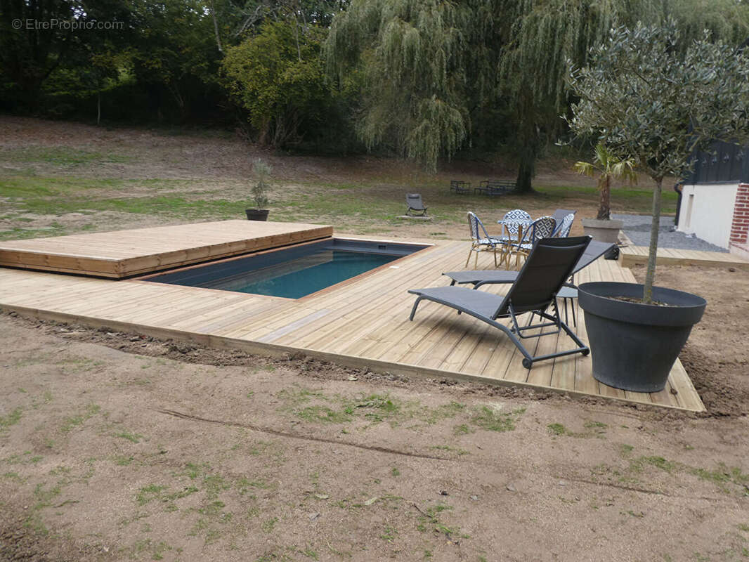 Maison à CORMEILLES