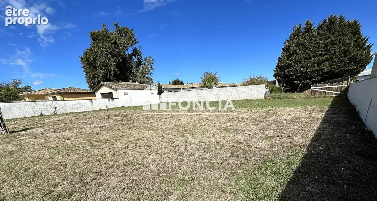 Photo Terrain à Saint-Andre-De-Cubzac au prix de 76 000€