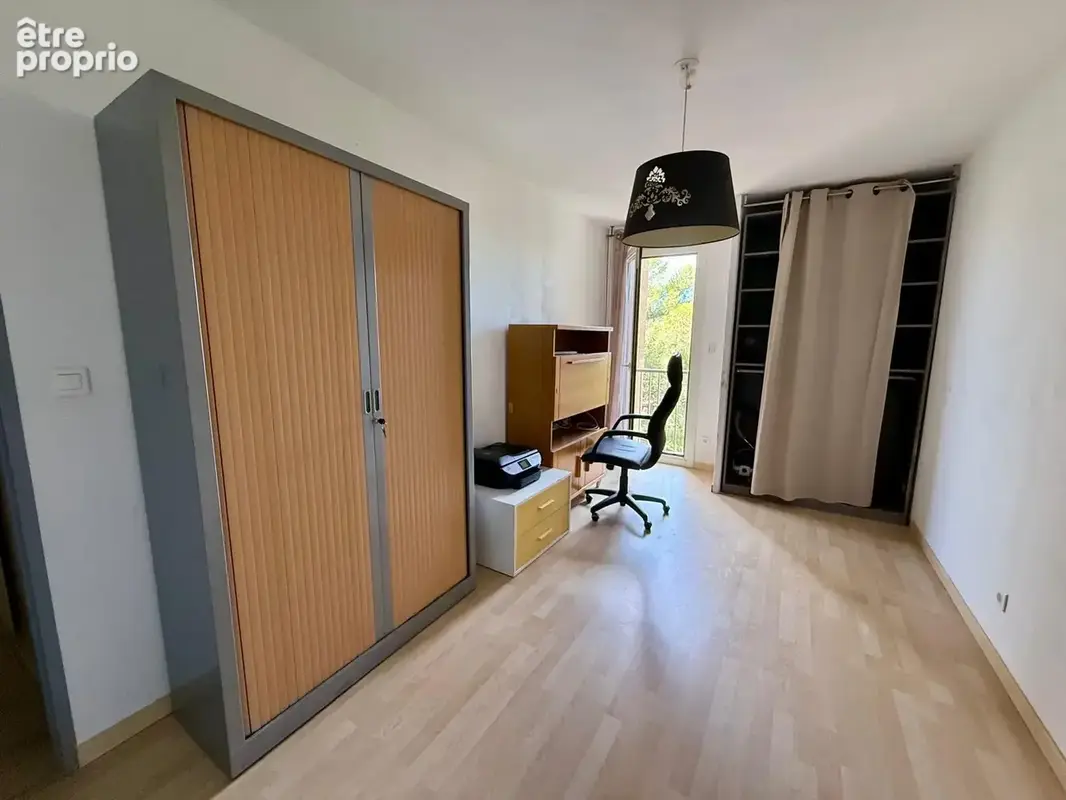 La SEYNE sur MER, au calme sans vis à vis mais proche de toutes commodités, T4 de 89 m2 IDEAL POUR FAMILLE - photo 6