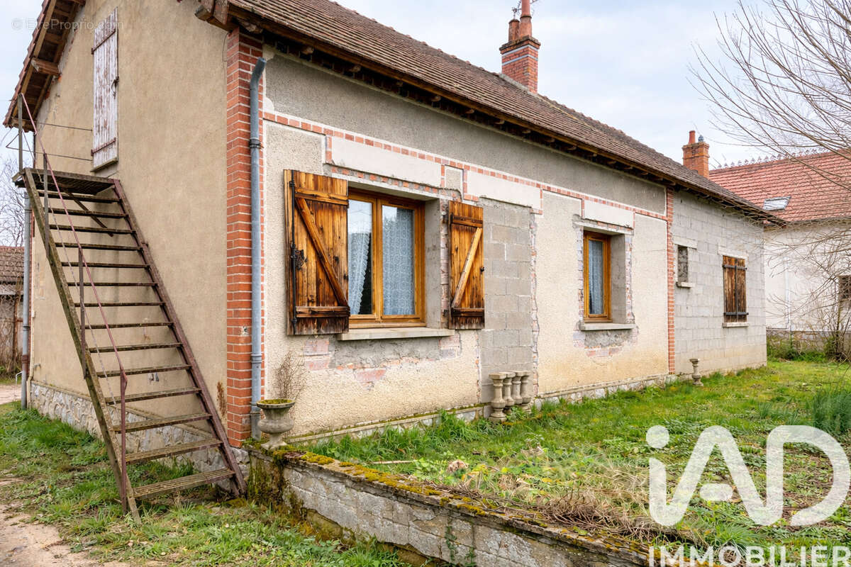 Maison 86 m² à Thiel-Sur-Acolin  - photo 2