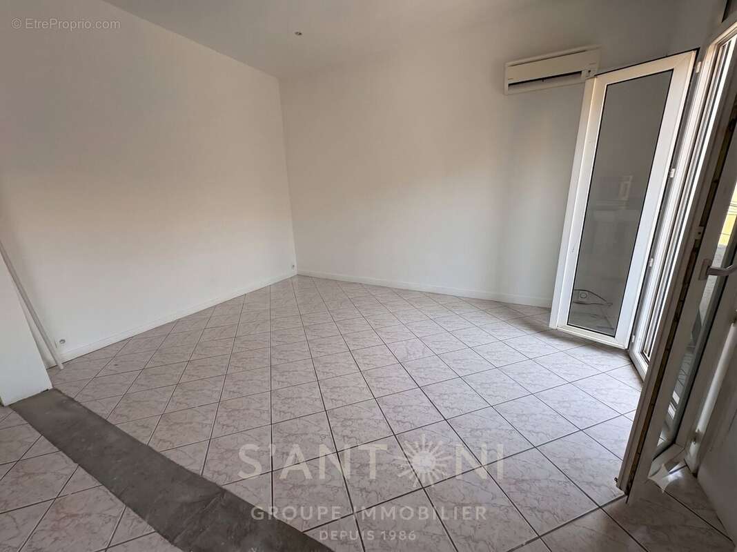 Appartement t3 entierement rénové au coeur de Frontignan - photo 3