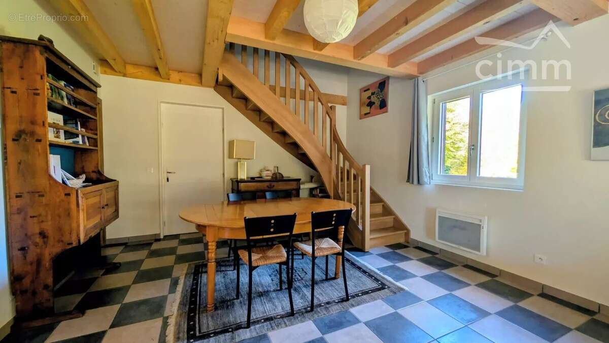 Maison à SAINT-PIERRE-DE-CHARTREUSE