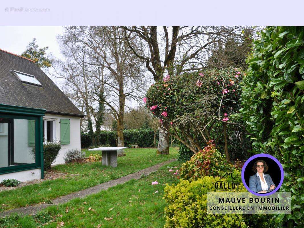 Maison à LOCQUELTAS