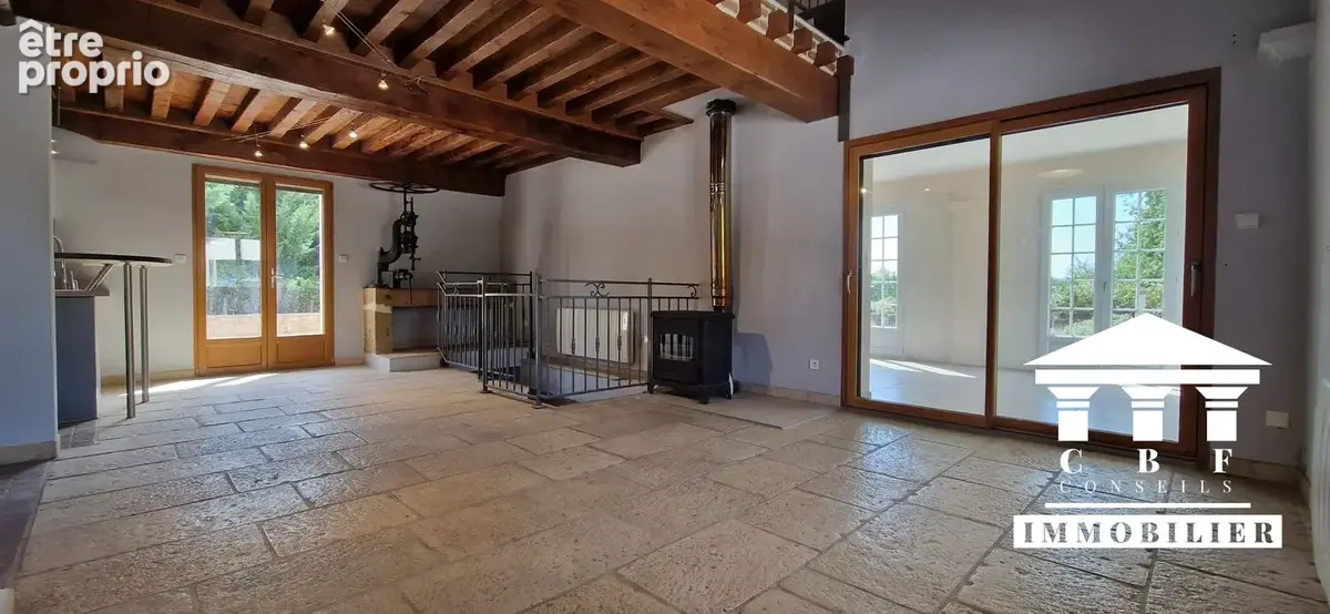 Maison 8 pièces 132 m² à vendre à L'abergement-Sainte-Colombe (71370) - photo 5