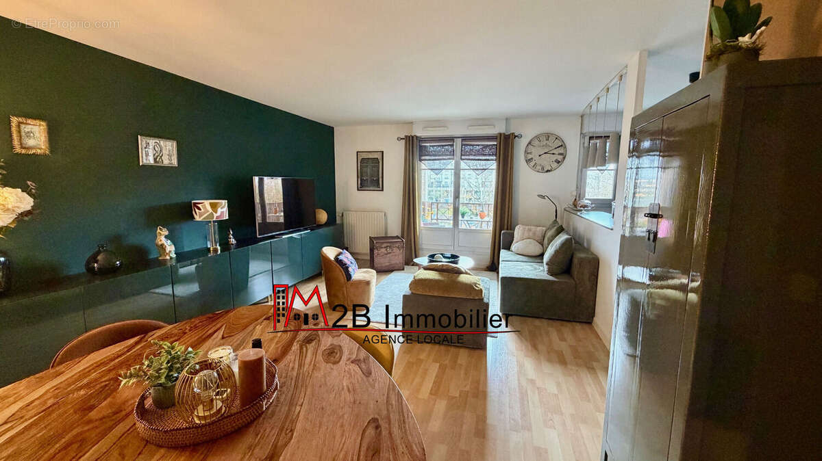 Appartement à BUSSY-SAINT-GEORGES