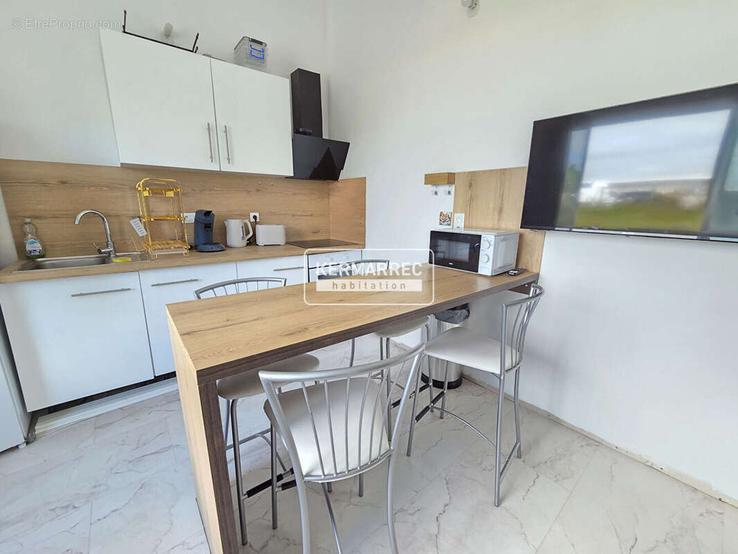 TRIGNAC - 7 chambres - 198 m² - photo 6
