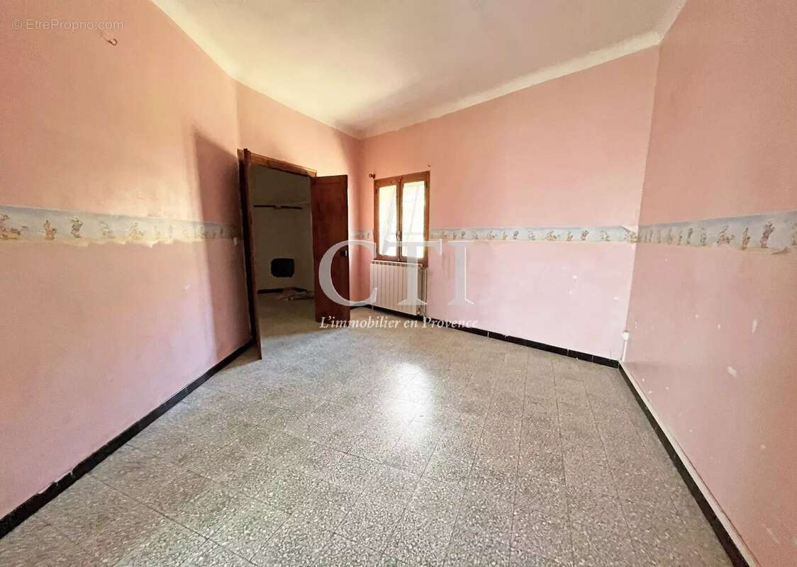 Maison à VAISON-LA-ROMAINE