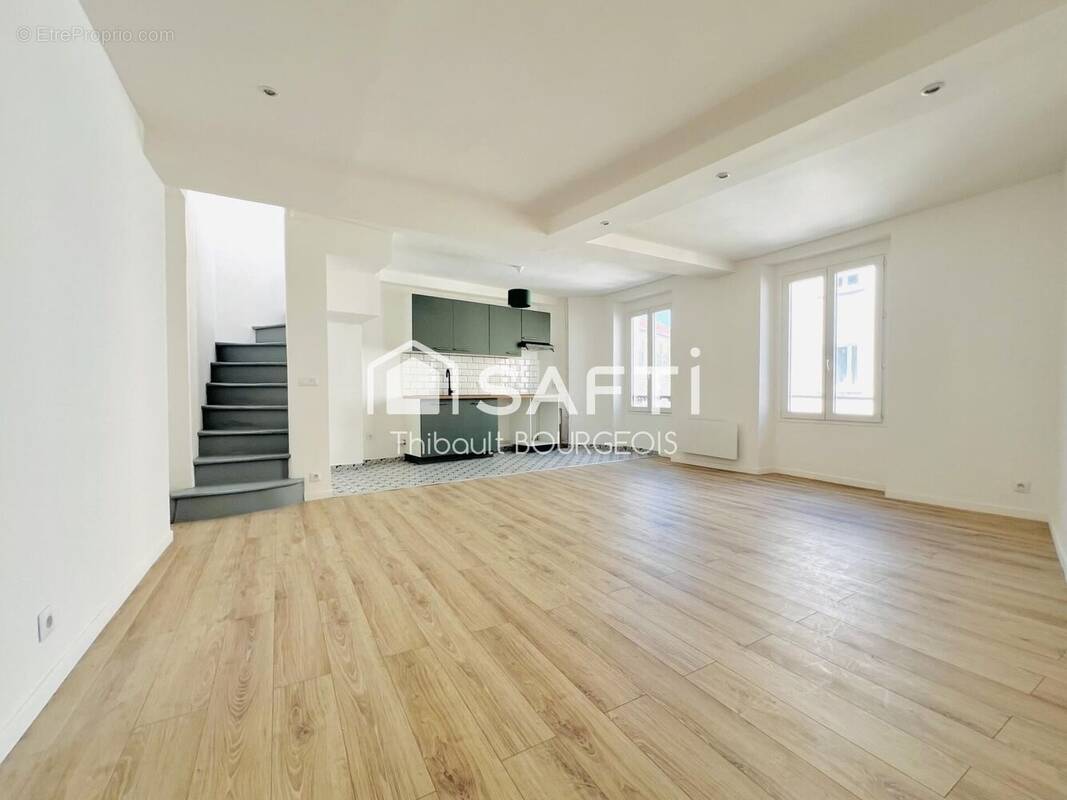 Photo 1 - Appartement à CHOISY-LE-ROI