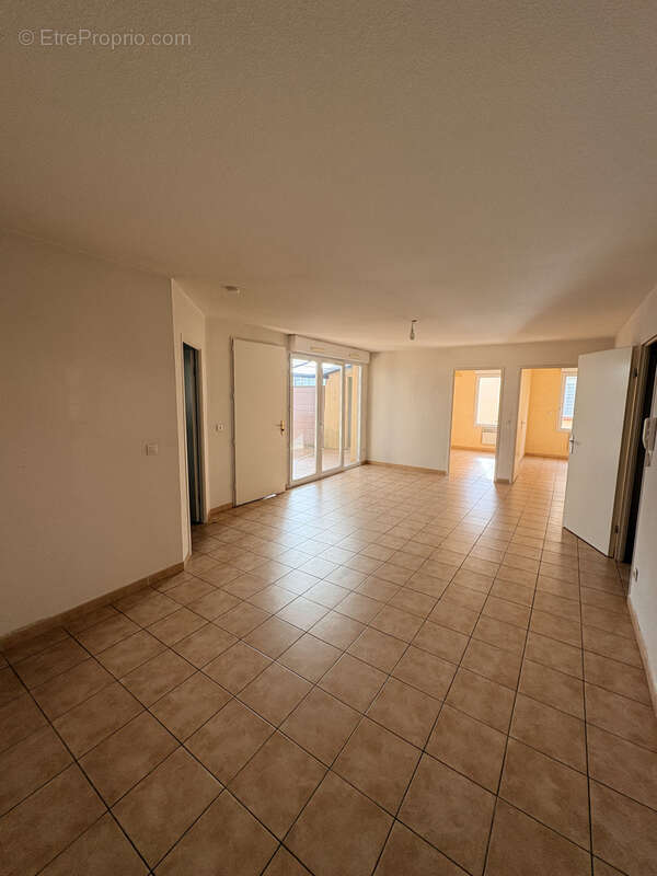 Maison à LA CALMETTE