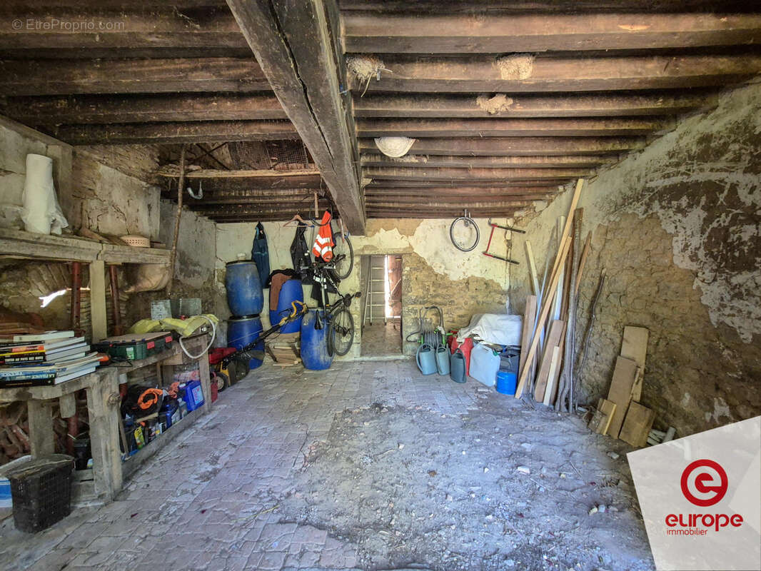 Maison 4 pièces de 105m2 avec jardin et dépendances au porte du Morvan - photo 28