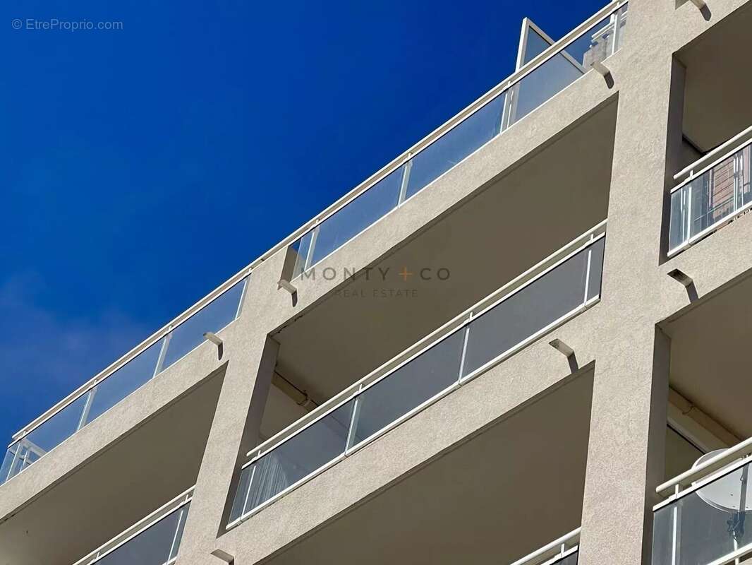 Appartement à BEAUSOLEIL