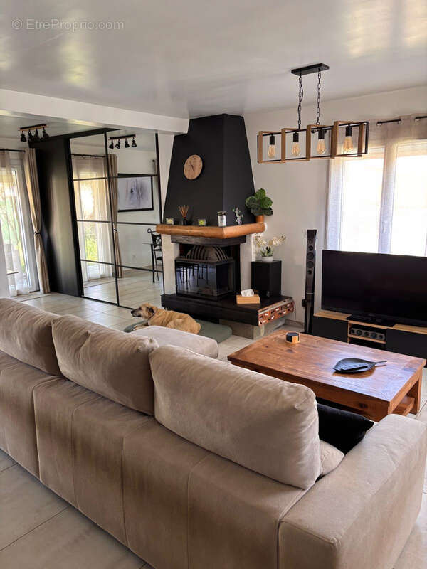 Maison à VILLENEUVE-DE-LA-RAHO