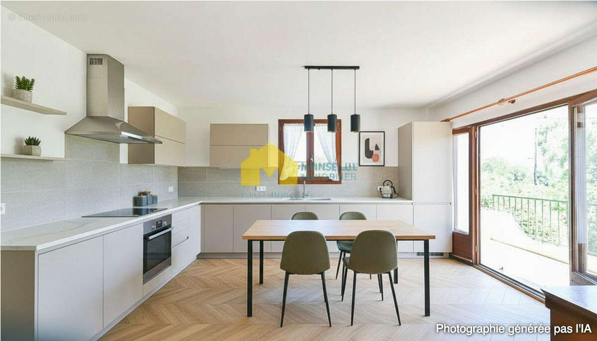 Plain pied - 130 m2 - 4 chambres -  basilique de longpont - combles amenageables - photo 3