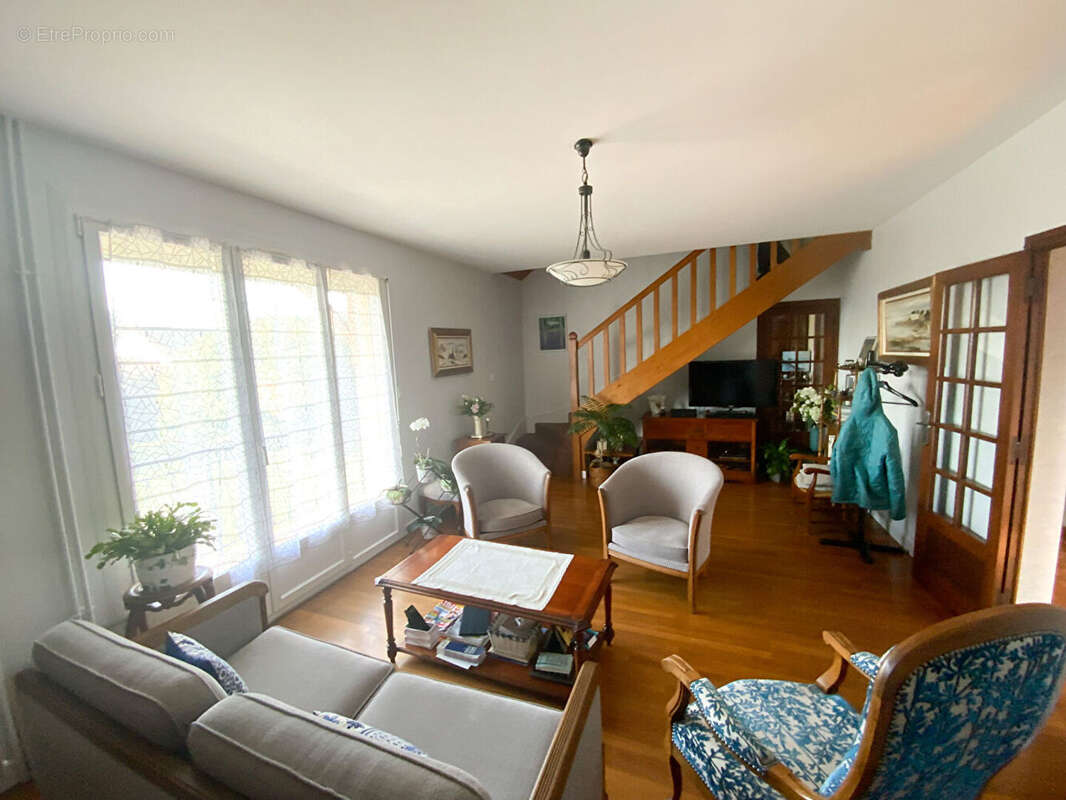 Maison à LE CREUSOT