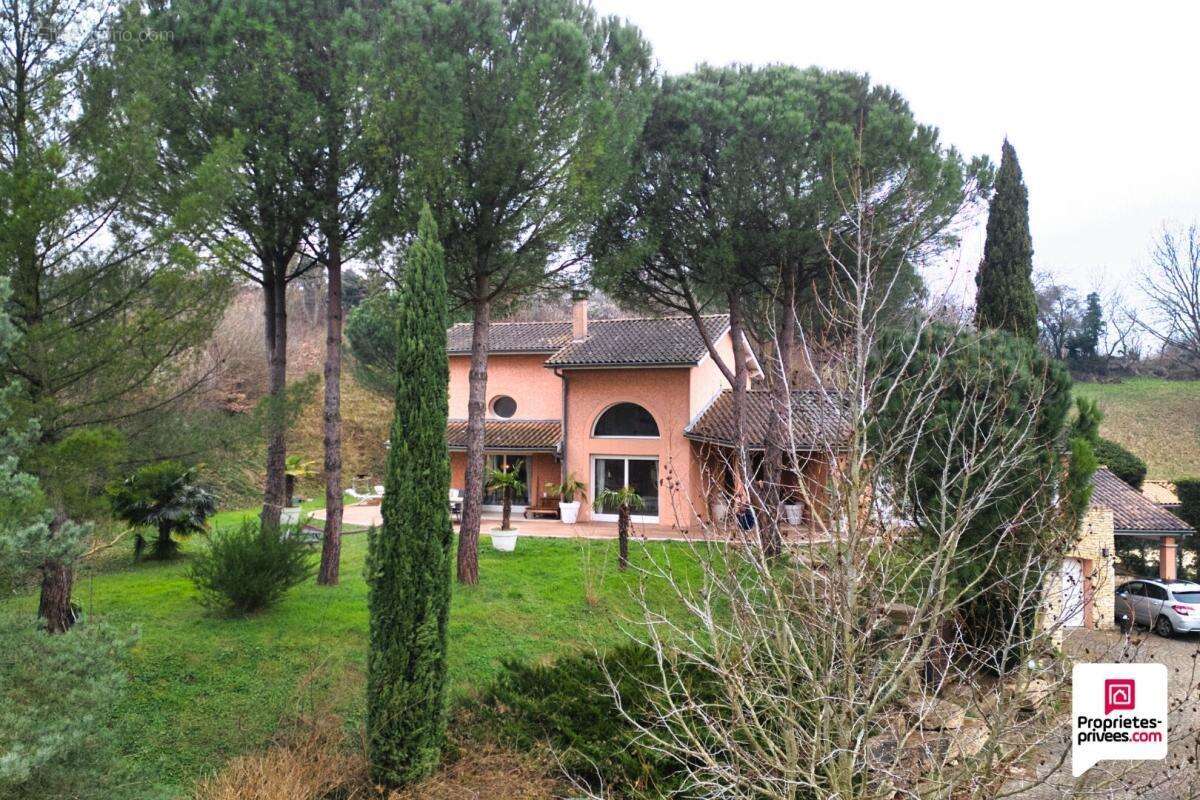 Maison à FONTAINES-SAINT-MARTIN