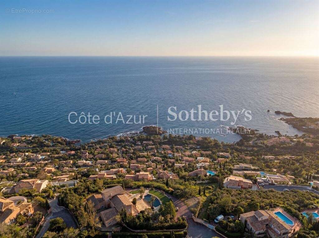 Maison à SAINT-RAPHAEL