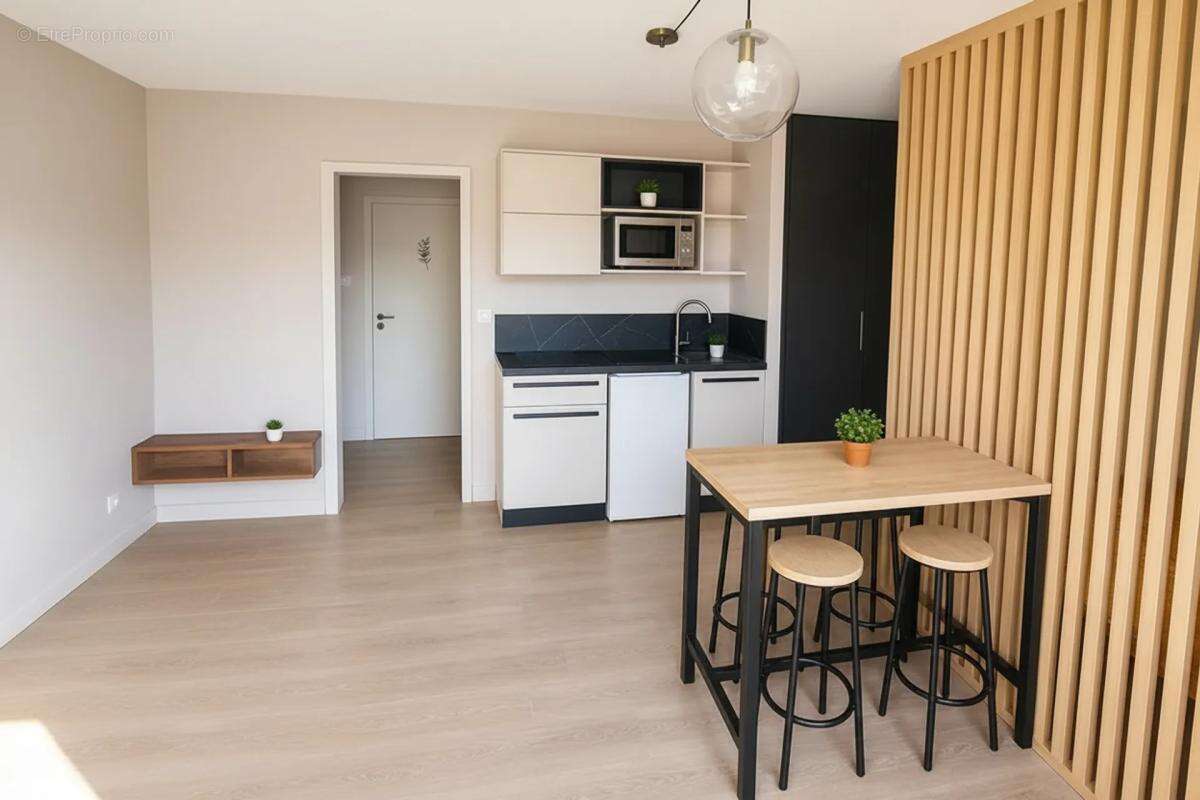 Studio 29 m² Balcon + parking - photo 4