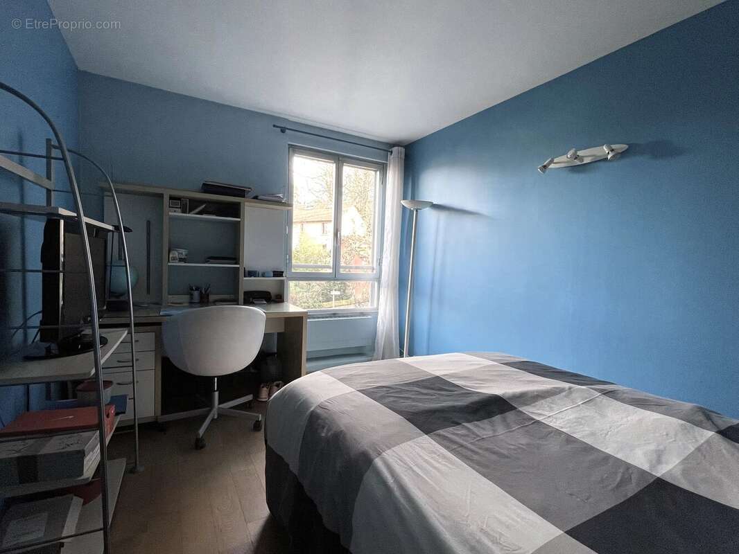 Appartement à VILLE-D'AVRAY