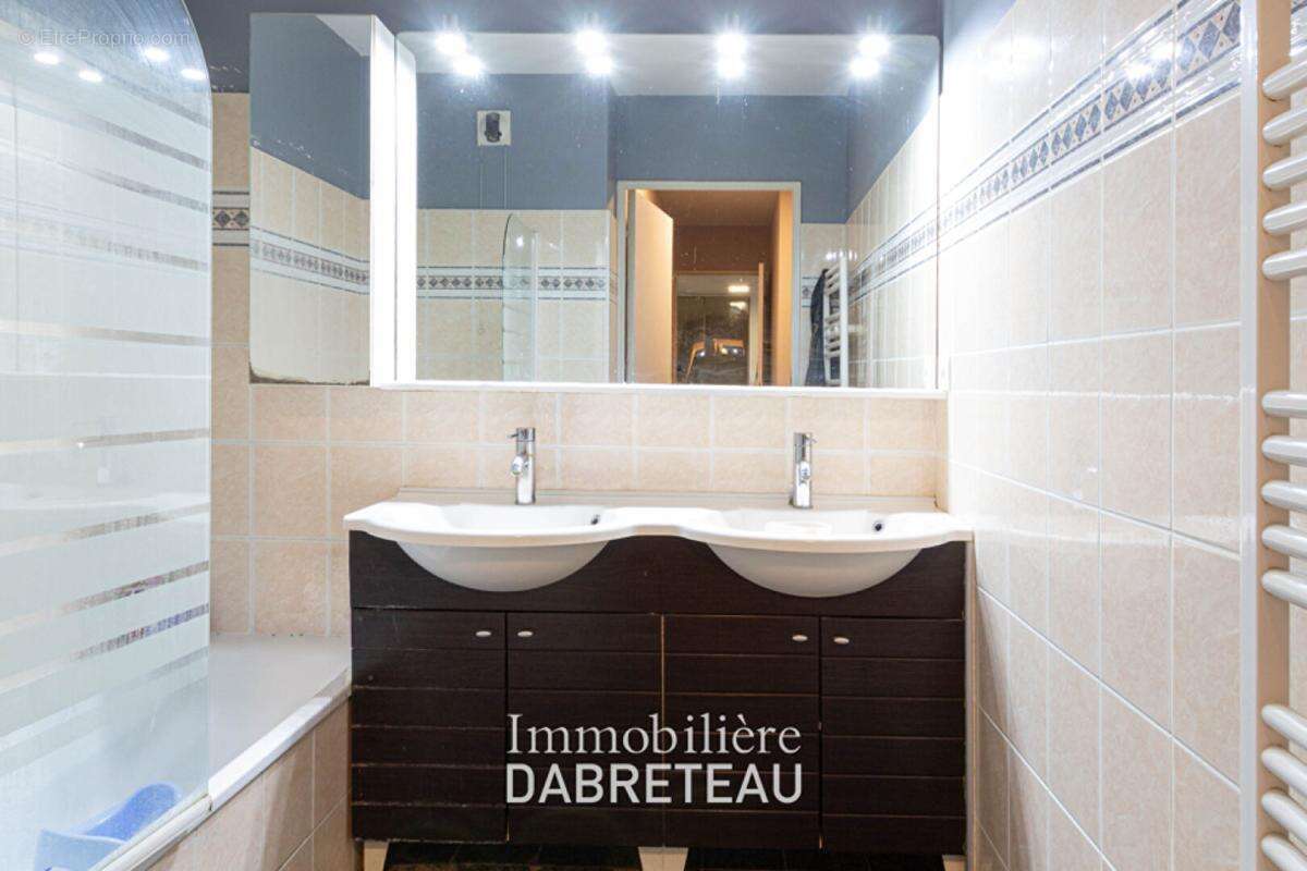 Appartement à VILLEURBANNE