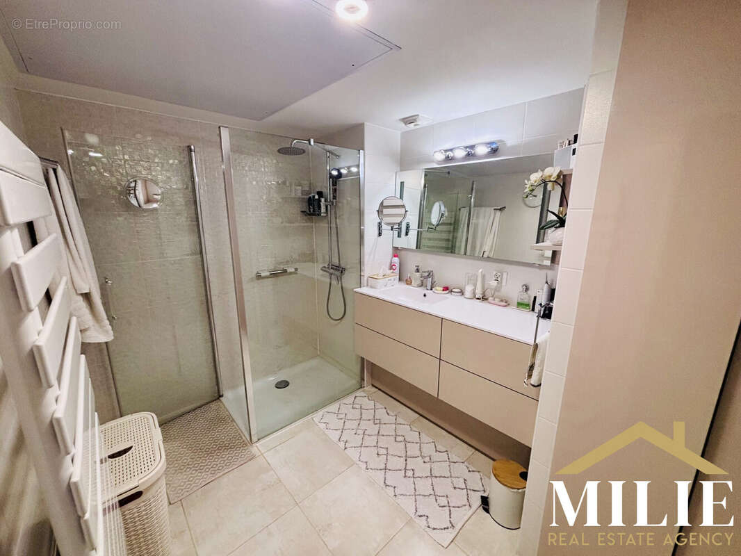 Appartement 75 m² à Bandol  - photo 9