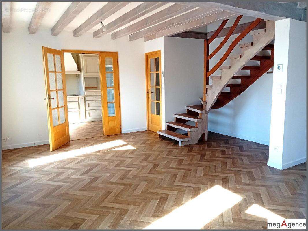 Maison à COLOMBIERS