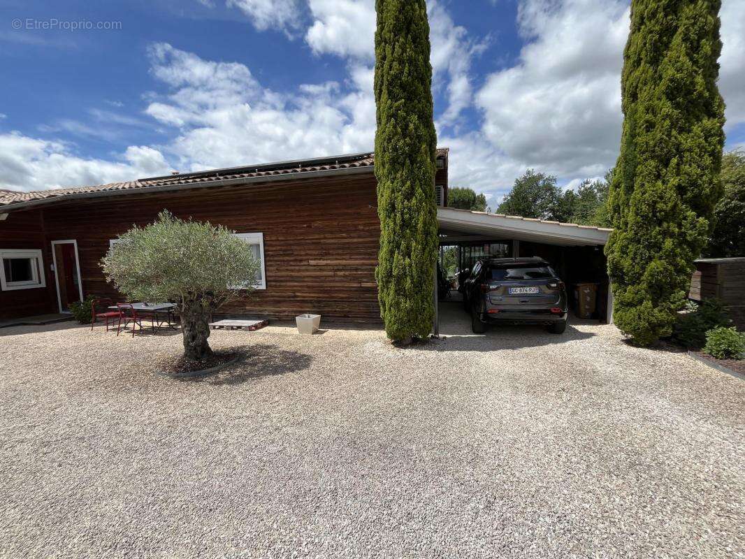 Maison à PUYGOUZON