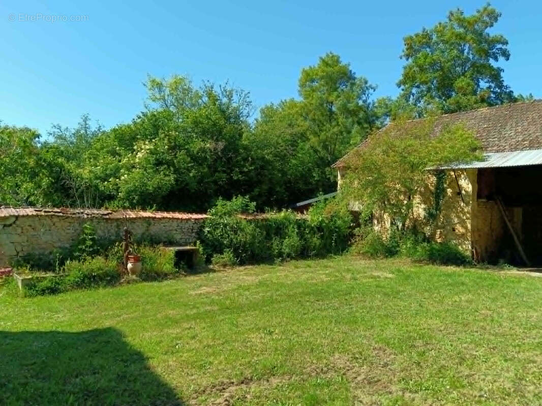Maison à CEAUX-EN-COUHE