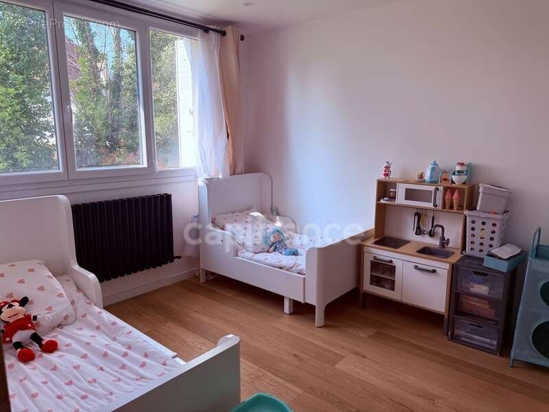  Montmorency (95160) – Rare sur le Secteur ! Magnifique F4 Lumineux avec Parking et Cave  - photo 11