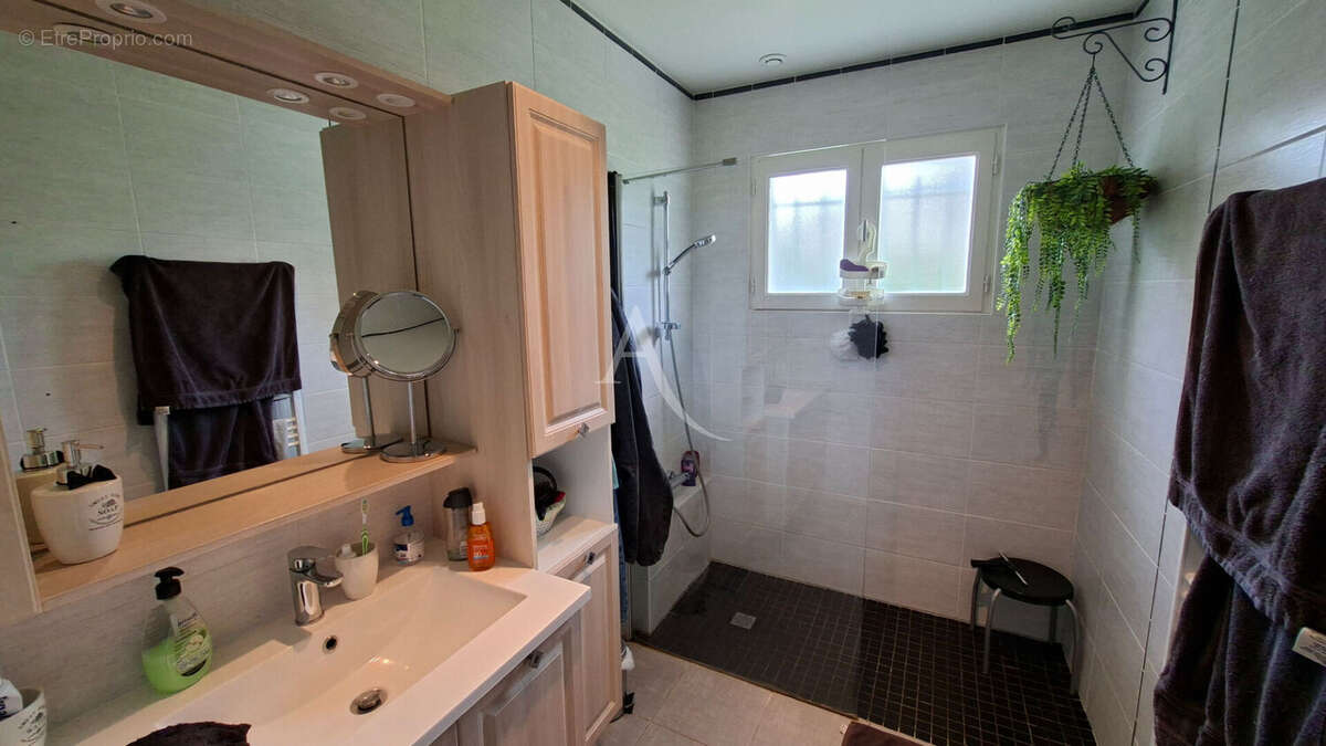Maison 3 Chambres  Poiré Sur Vie - photo 10