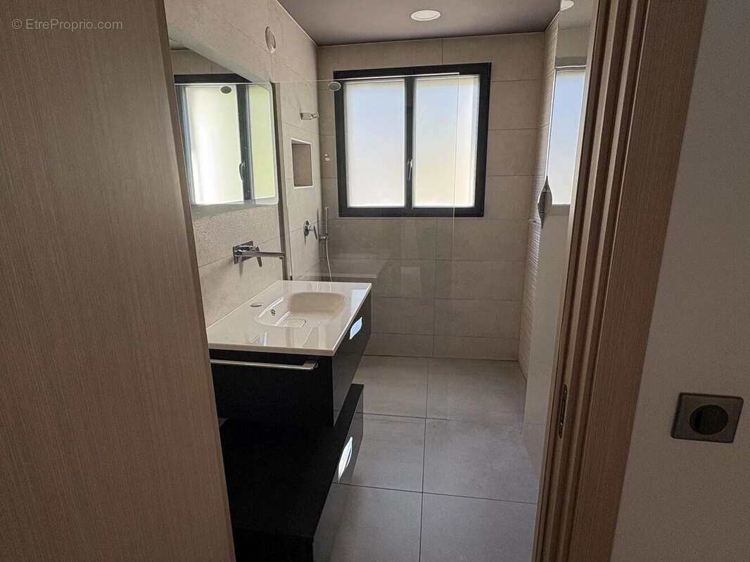 Appartement à VILLEFRANCHE-SUR-MER