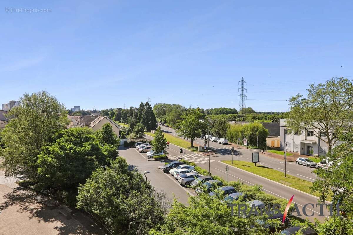 Appartement à COURCOURONNES