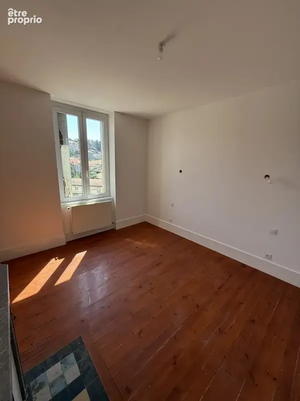 Appartement 54 m² à Saint-Etienne  - photo 5