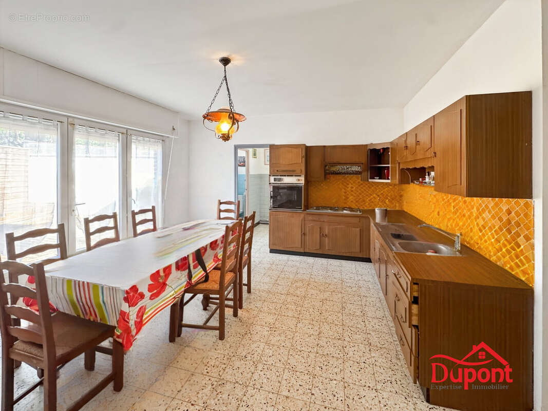 Maison à AVESNES-LES-AUBERT