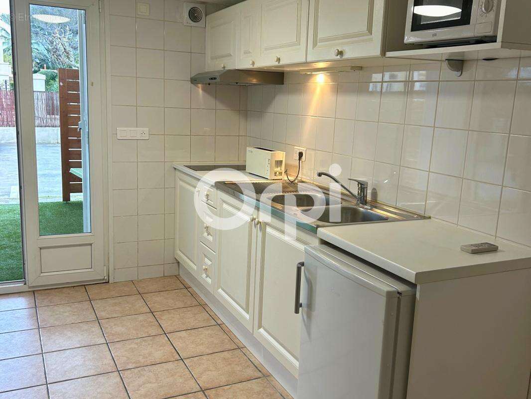 Appartement à MANDELIEU-LA-NAPOULE