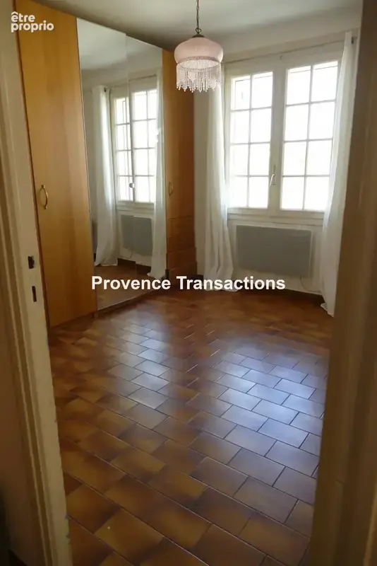 Pain-pied de 100m² avec garage sur 580m² de terrain - photo 11