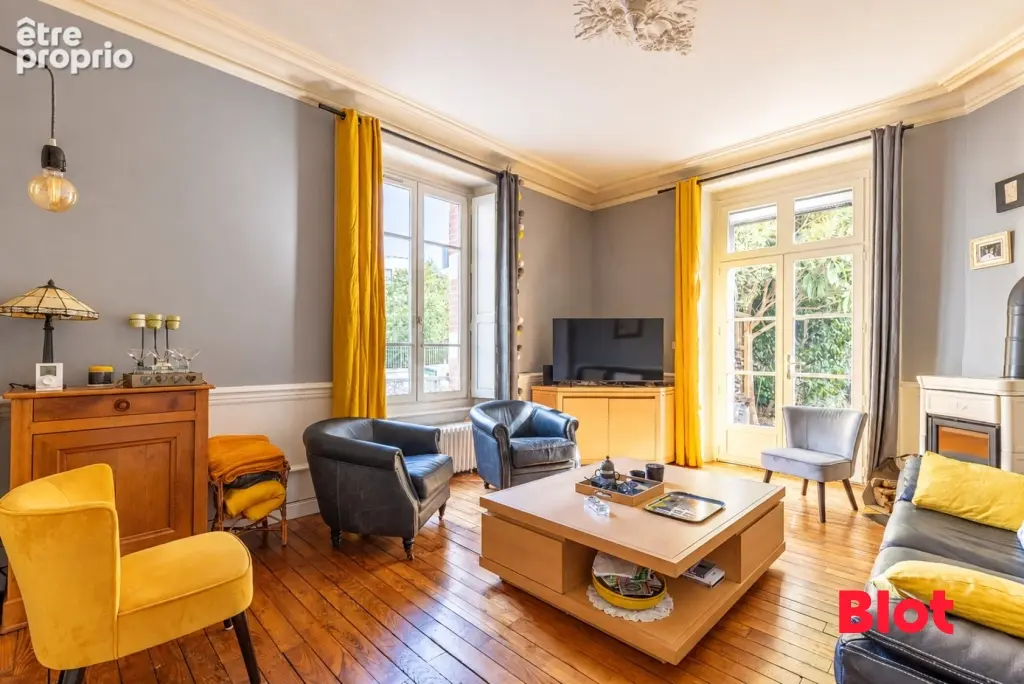 Maison 7 pièces 230 m² à vendre à Rennes (35000) - photo 3
