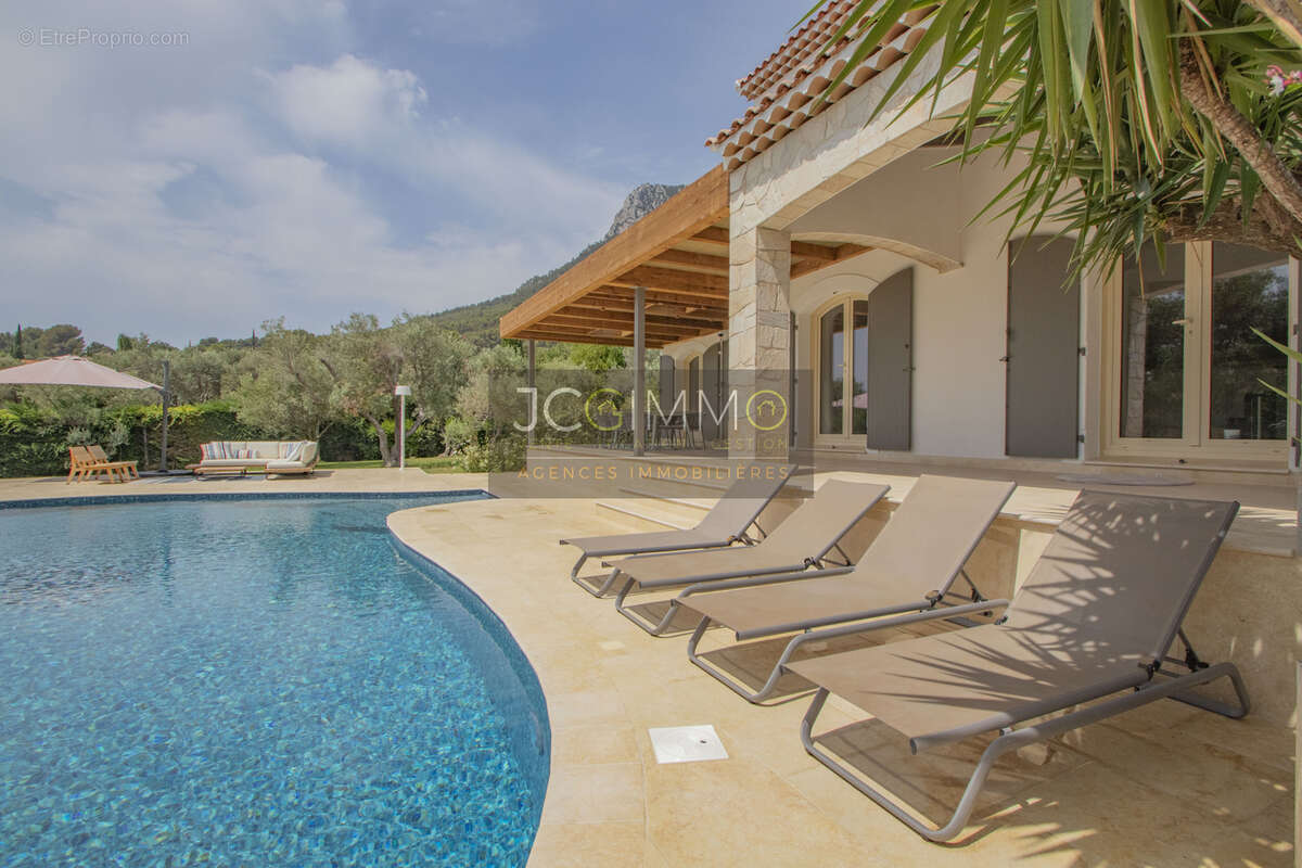 Belle villa T5 au Partégal + T2 indépendant - photo 17