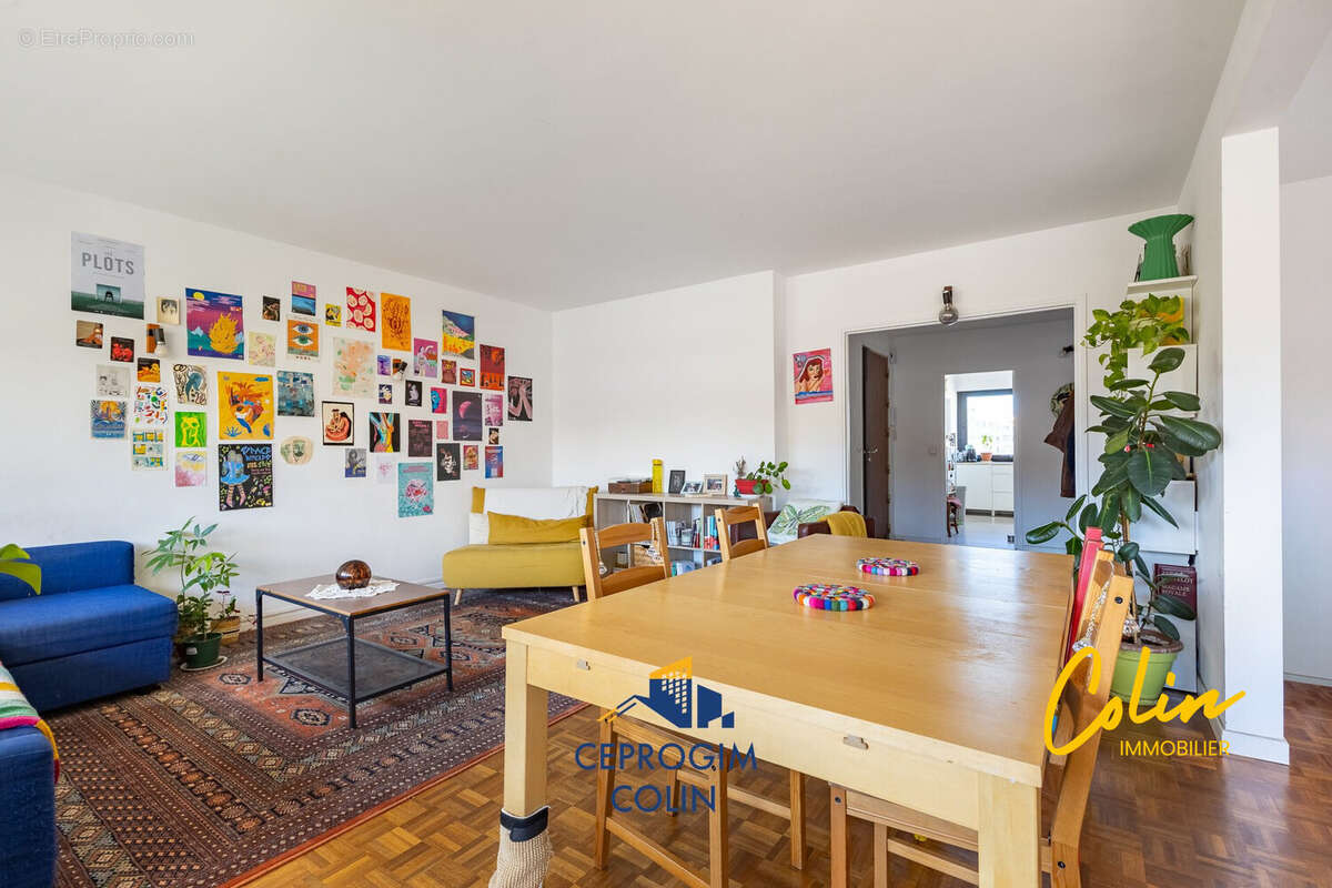 Appartement 106 m² à Marseille-6e  - photo 2