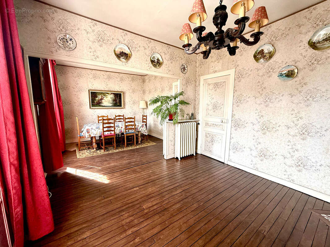 Maison Gagny 6 pièce(s) 100 m2 - photo 4