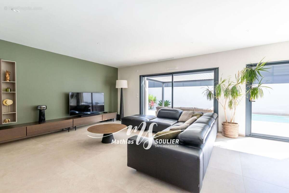 Photo 5 - Maison à CADOLIVE